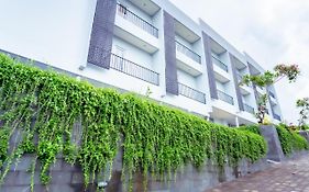 Nivasa Hotel
